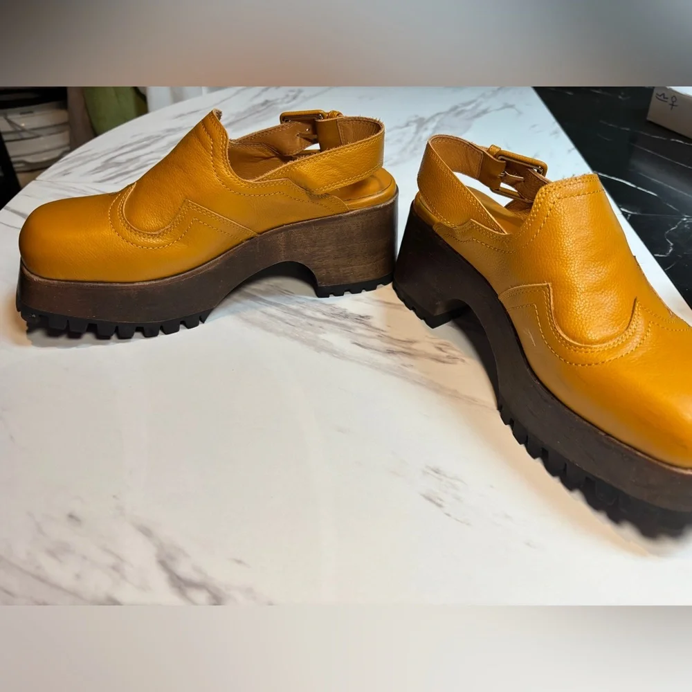 NWOT Charlotte Stone Caramel Leather Chunky Platform Slingback Clogs - Picture 3 of 10